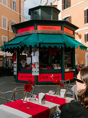 Roma Opening Maxandco Carousel Desktop(3) Maxandco